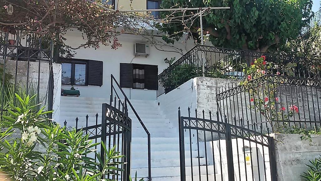 Apartamento Limanaki Kími Exterior foto