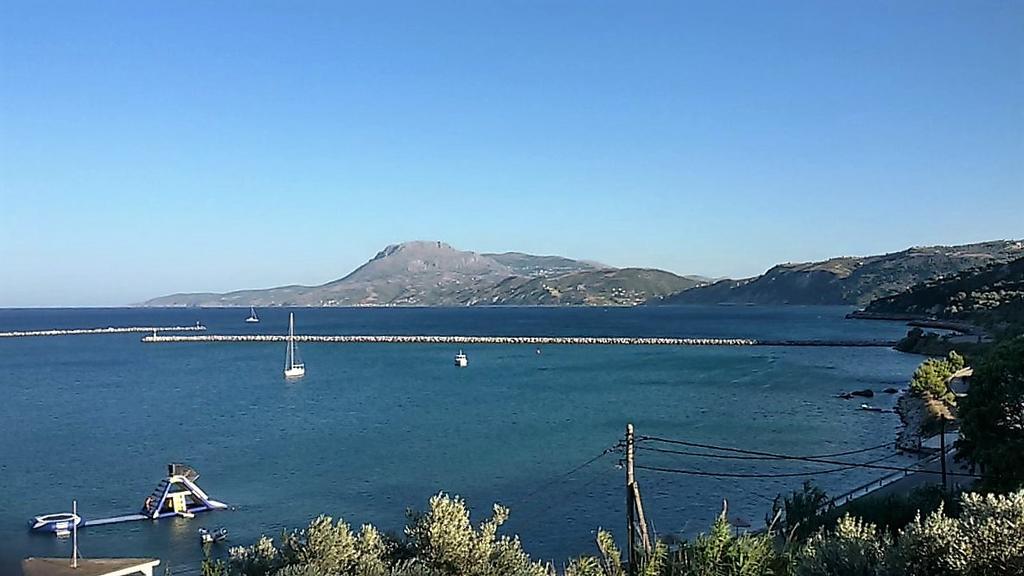 Apartamento Limanaki Kími Exterior foto